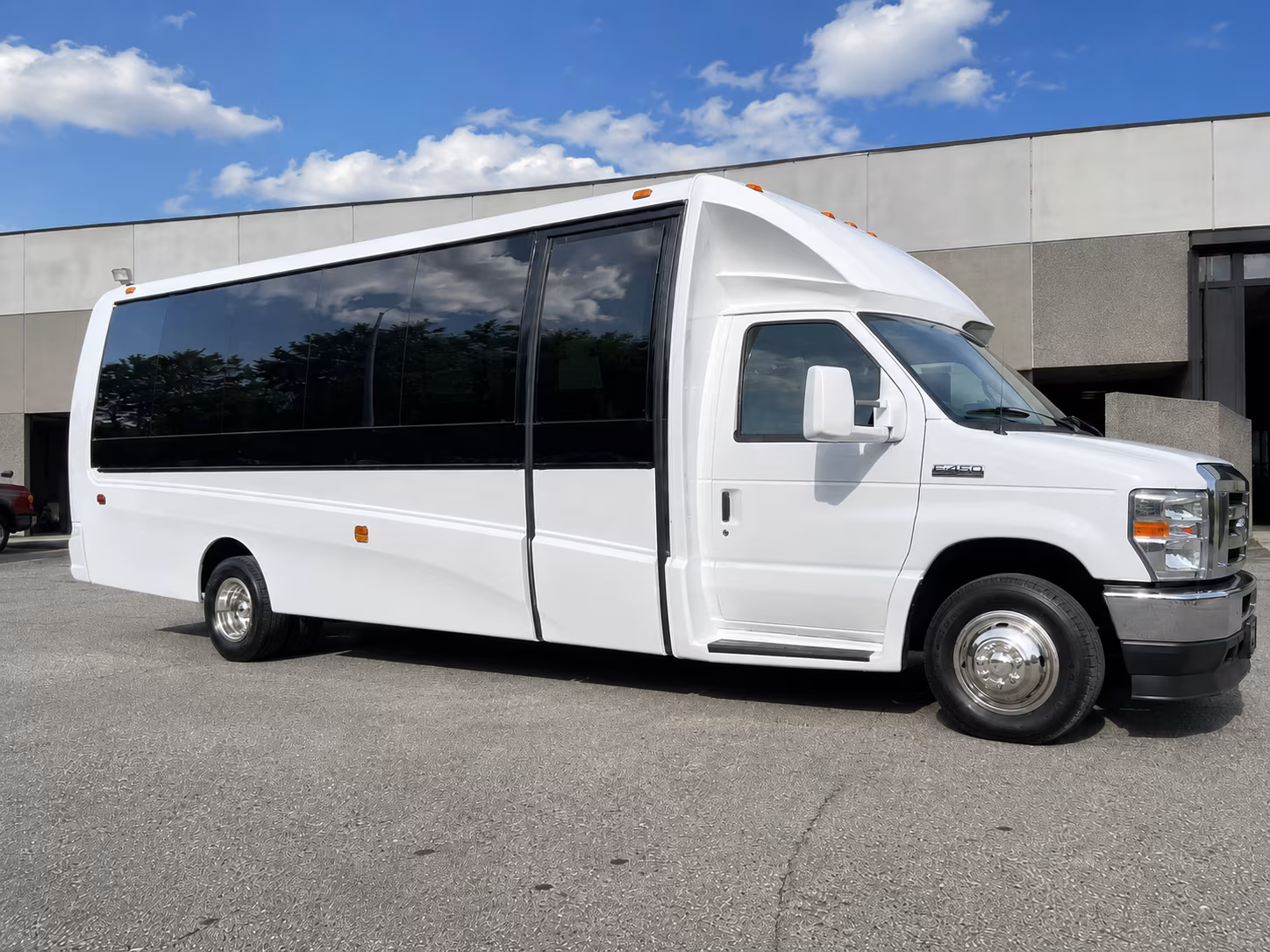 corporate airport transfer buses serving lax burbank and ontario