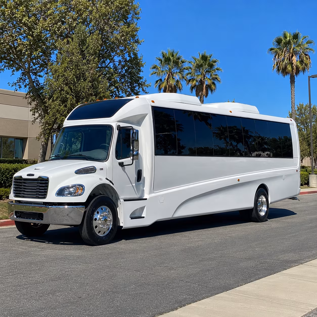 monterey park 28 passenger minibus